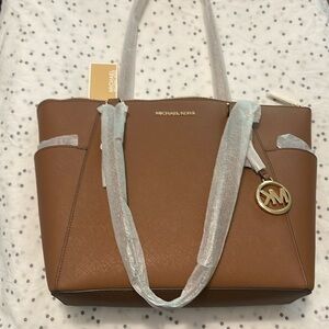 Michael Kors Charlotte Large TZ Tote leather bag